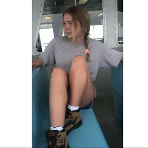 Meet your Posher, Linzee